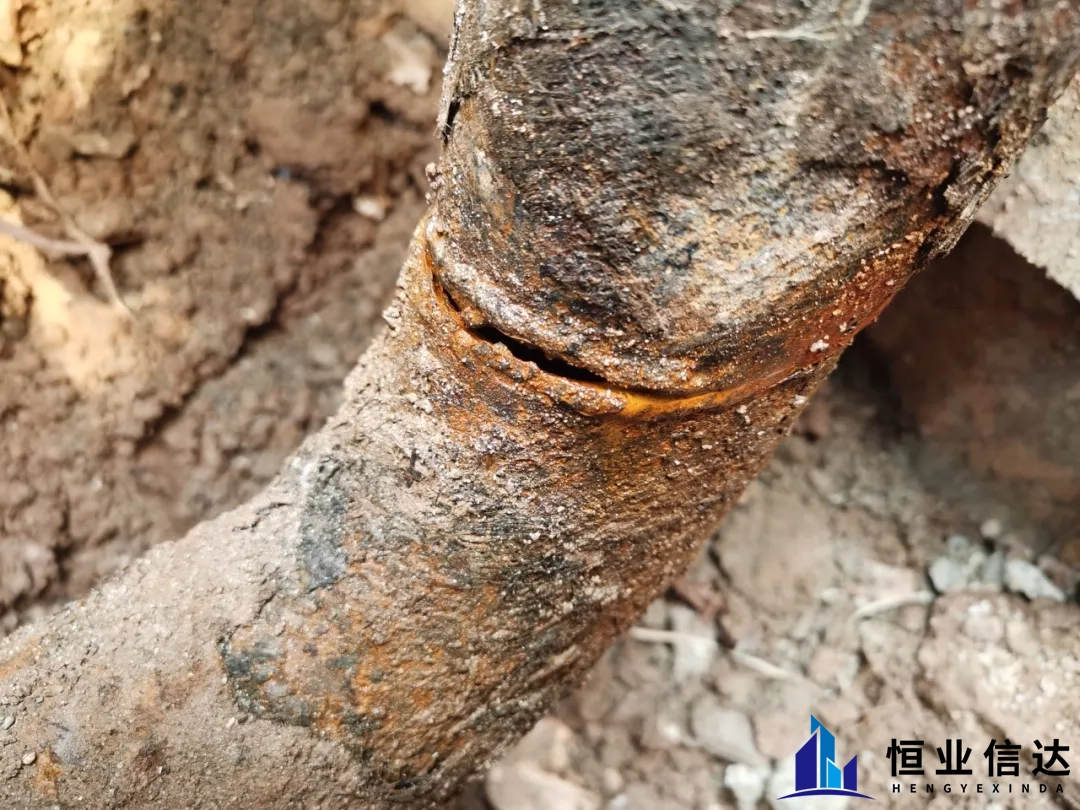 <北京恒业信达>：管道漏水速解决  争分夺秒保平安